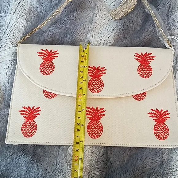 Urban Expressions Pineapple Clutch NWT - Picture 5 of 7